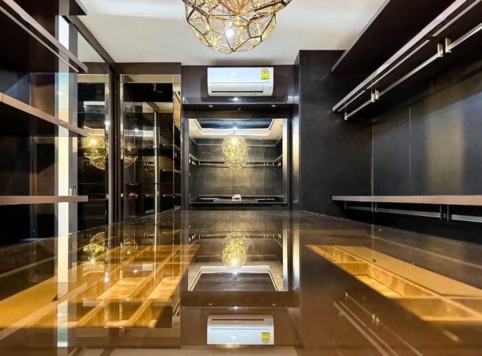 รูป 3 ห้องนอน | 3 ห้องน้ำ | BTS Asok | 240 ตร.ม. | 150,000 บาท/เดือน | ชั้น 20 — Citi Smart Sukhumvit 18 กรุงเทพฯ - รูปที่ 1/3