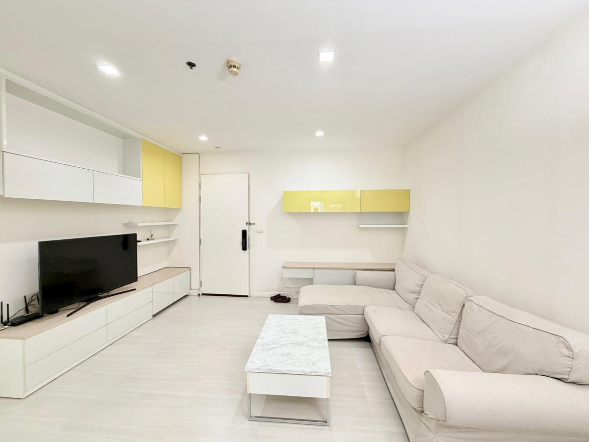 picture For Rent " 𝐓𝐡𝐞 𝐑𝐨𝐨𝐦 Ratchada-Ladprao " 1 Bedroom 49  Sq.m. Pool View ,Near : MRT-Ladprao  - 2/12