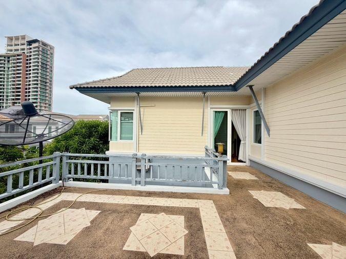 รูป For Rent : บ้าน 2 ชั้นในโครงการ Casalunar บ้านหลังใหญ่ พร้อมระเบียงกว้าง และวิวทะเลแบบเต็มตา - รูปที่ 17/17