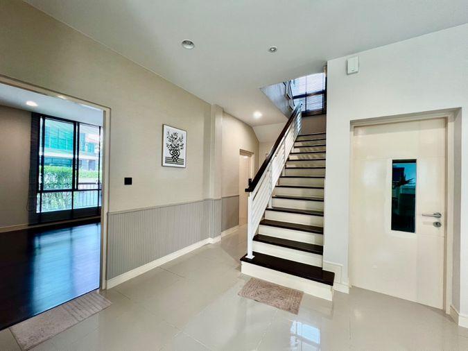 รูป ให้เช่า บ้านเดี่ยว 2 ชั้น เศรษฐสิริ กรุงเทพกรีฑา | 4 ห้องนอน ทำเลดี เหมาะสำหรับครอบครัว ผู้บริหาร หรือชาวต่างชาติที่มองหาบ้านขนาดใหญ่ - รูปที่ 9/23