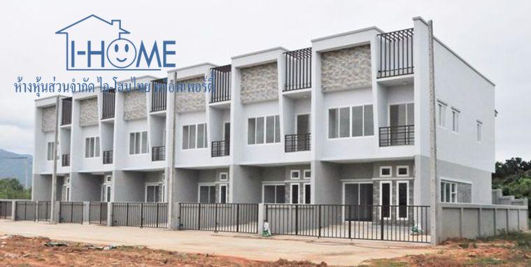 รูป 🏡✨ ขายทาวน์โฮม 2 ชั้น ทั้งหมด 6 คูหา ทำเลดี ย่านเศรษฐกิจเชียงราย ✨🏡 - รูปที่ 1/9