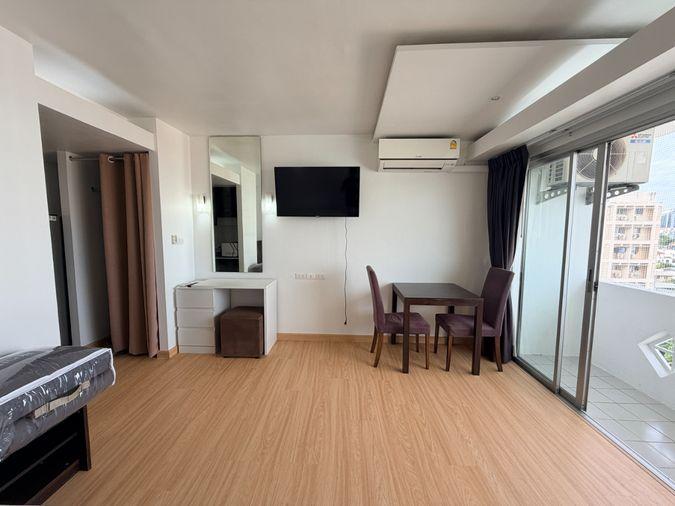 รูป PRO-163 ปล่อยเช่า แฟมิลี่ ปาร์ค ใกล้ MRT สุทธิสาร เพียง 10 นาที เพียง 7,000 บาท/เดือน // 0659174222 // - รูปที่ 2/10
