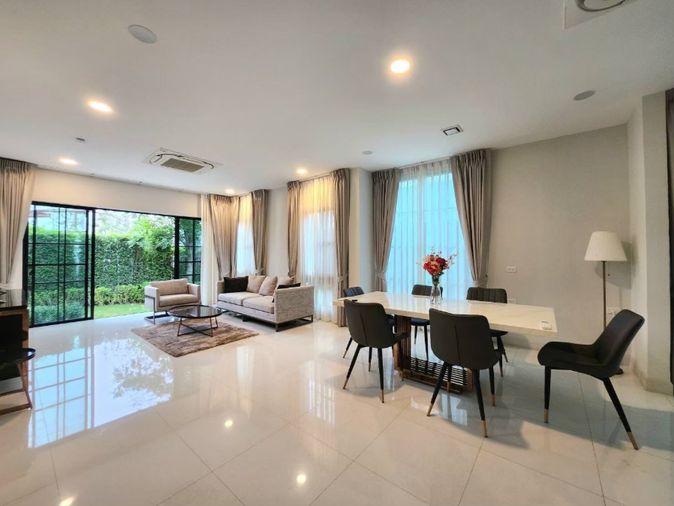 รูป ให้เช่า Super luxury house at Nantawan Rama9-Krungthepkreetha 4 bed 170k - รูปที่ 19/28