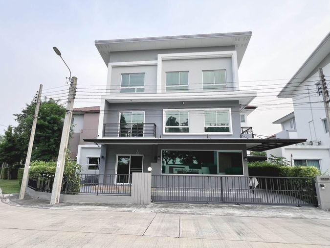 รูป 🏡 ขายบ้านเดี่ยว 3 ชั้น คาซ่า พรีเมี่ยม พระราม 2 📍 Casa Premium Rama 2 | ทำเลพระราม 2 – ท่าข้าม - รูปที่ 1/13