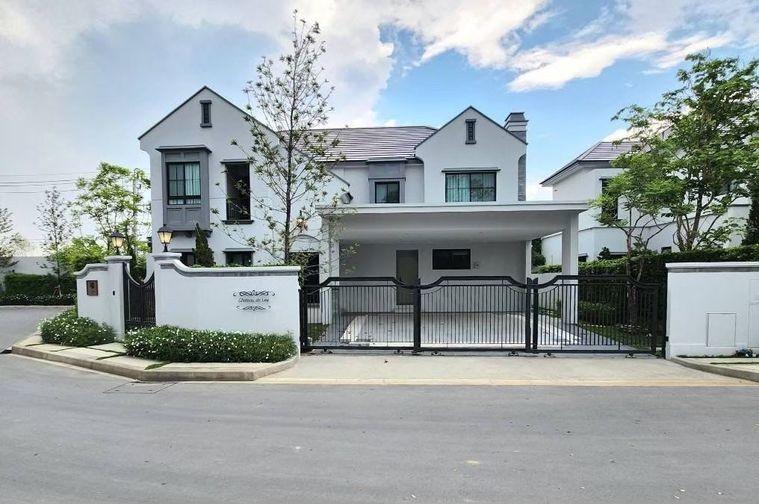 รูป ให้เช่า Super luxury house at Nantawan Rama9-Krungthepkreetha 4 bed 170k - รูปที่ 1/28