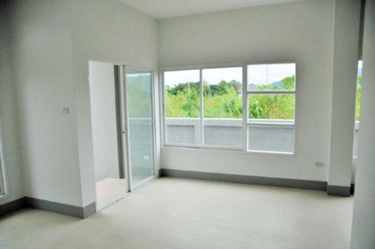 รูป 🏡✨ ขายทาวน์โฮม 2 ชั้น  ทั้งหมด 6 คูหา  ทำเลดี ย่านเศรษฐกิจเชียงราย ✨🏡 - รูปที่ 6/9