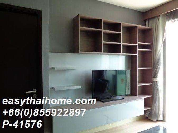 รูป P-41576 ให้เช่า สกายวอล์ค คอนโดมิเนียม 🛏 2 ห้องนอน 2 ห้องน้ำ | 60 ตร.ม. | ชั้น 18 | วิวเมือง💰 32,000 บาท/เดือน📞 Line: @easythaihome | 085-592-2897 - รูปที่ 2/9