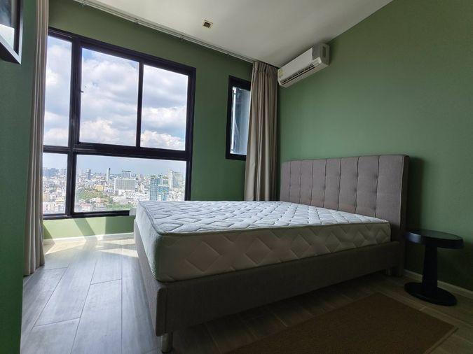 รูป [VR0821] 🔥 34,500/เดือน | Quinn Condo รัชดา 17 ห้องมุม ขนาด 67 ตร.ม. 2 ห้องนอน 2 ห้องน้ำ ใกล้ MRT สุทธิสาร แต่งครบพร้อมอยู่! 🔥 - รูปที่ 4/8