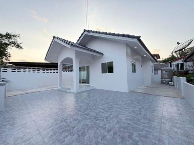 รูป 🔥ขายบ้าน🏡 เอกธานี กม.10 | Ek Thani Km.10 | ใกล้สนามบินอู่ตะเภา - รูปที่ 2/15
