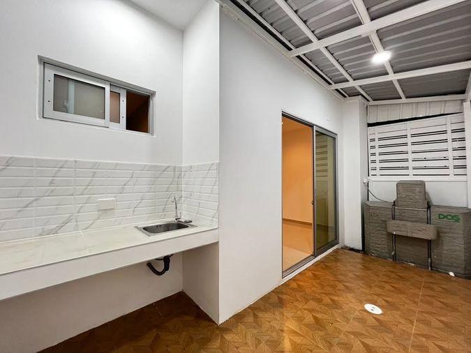 รูป 🏡 ขายทาวน์โฮมสไตล์ Modern โนวาลักซ์ Nova Luxx ใกล้ประชาอุทิศ 90 / สุขสวัสดิ์ 76 - รูปที่ 4/16