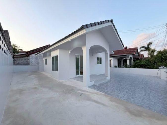 รูป 🔥ขายบ้าน🏡 เอกธานี กม.10 | Ek Thani Km.10 | ใกล้สนามบินอู่ตะเภา - รูปที่ 3/15