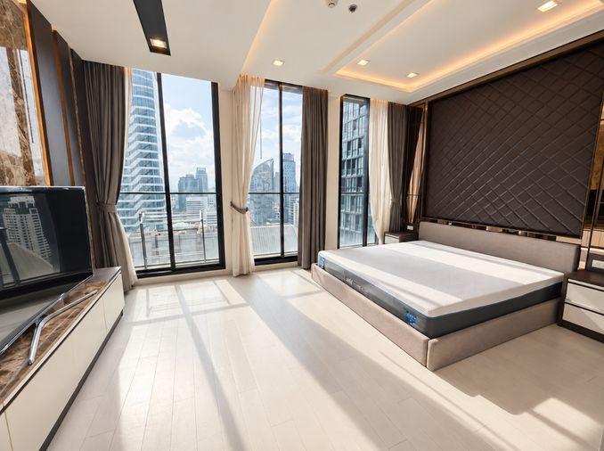 รูป ✨🦄Ready to Move🦄✨ Noble Ploenchit 🚝 ใกล้ BTS เฟอร์ครบ จบในที่เดียว โทร 096-2493698 (NBP1217) - รูปที่ 3/11