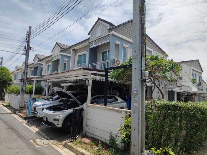 รูป 🛑ขายด่วนน The Village Bangna-Wongwaen เดอะวิลเลจ บางนา-วงแหวน ทำเลดี เดินทางสะดวก บ้านแฝดหลังมุม ✅พื้นที่ใช้สอยเยอะ - รูปที่ 2/15