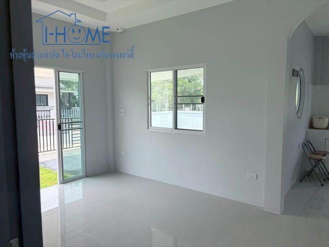 รูป 🏡 บ้านสร้างใหม่สันป่าตอง ราคาเพียง 1.79 ล้านบาท ฟรีค่าโอน! #CSPT100145 - รูปที่ 2/7