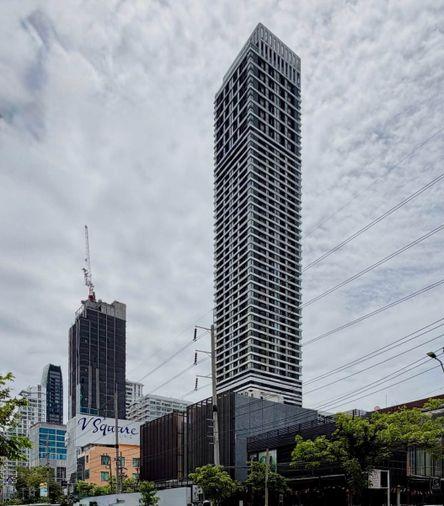 รูป ขาย Noble Form Thonglor  1 ห้องนอน 1 ห้องน้ำ ส่วนกลางลอยฟ้าจัดเต็ม Auto Parking  ทำเลทองหล่อแท้ ใกล้ BTS ทองหล่อ ราคาดี - รูปที่ 6/7