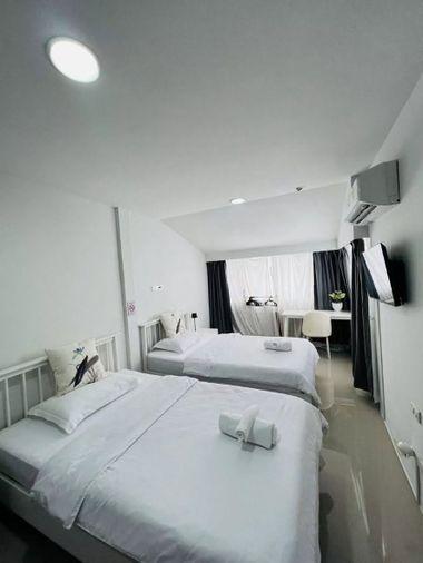 รูป ให้เช่า Townhouse Sukhumvit 15 ติด NIST International School ใกล้ BTS อโศก / BTS นานา รหัสทรัพย์:RS7621 - รูปที่ 10/13
