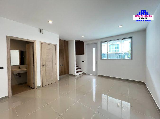 รูป 🏡 ขายทาวน์โฮมสไตล์ Modern โนวาลักซ์ Nova Luxx ใกล้ประชาอุทิศ 90 / สุขสวัสดิ์ 76 - รูปที่ 2/16