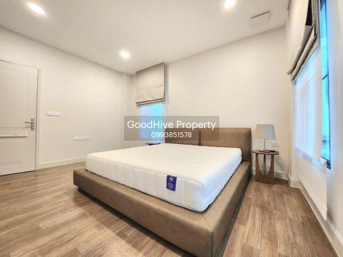 รูป ให้เช่า Super luxury house at Nantawan Rama9-Krungthepkreetha 4 bed 170k - รูปที่ 3/28
