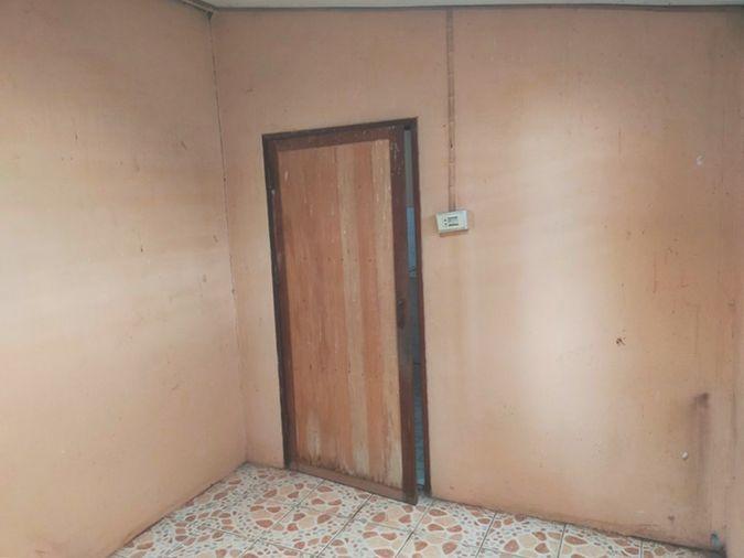 รูป AL-4-0586|บ้านเดี่ยว 1 ชั้น  ขอนแก่น-ยางตลาด (12) ต. ยางตลาด อ.ยางตลาด จ.กาฬสินธุ์ (ราคา 350,000 บาท ) - รูปที่ 9/14