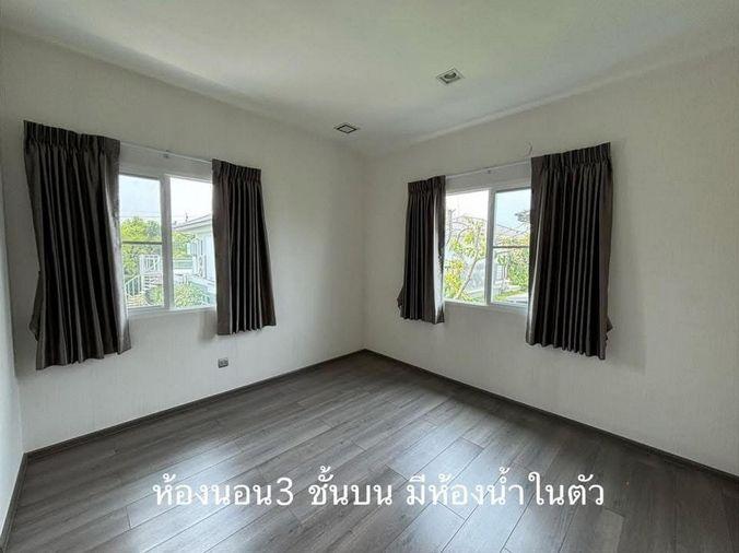 รูป Call : 089-968-8080 หมู่บ้านมัณฑนา เลค วัชรพล ขายบ้านเดี่ยว 120 ตารางวา 4 ห้องนอน 5 ห้องน้ำ จอดรถ 6 คัน ใกล้ทางด่วน ด่านสุขาภิบาล 5 - รูปที่ 9/13