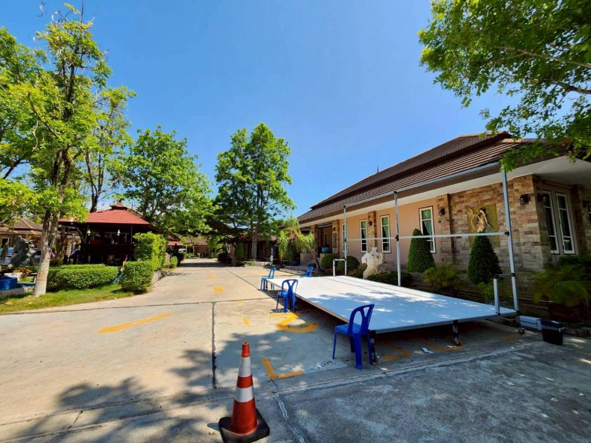 รูป ขายรีสอร์ทริมน้ำติดคลองแม่กลอง จ.สมุทรสงคราม พร้อมดำเนินกิจการต่อได้เลย - รูปที่ 10/12