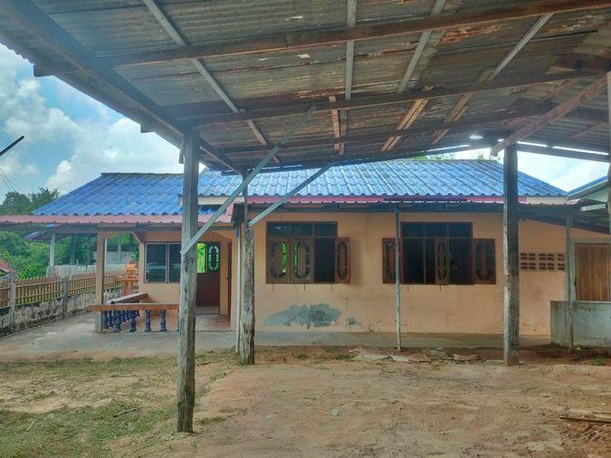 รูป AL-4-0586|บ้านเดี่ยว 1 ชั้น  ขอนแก่น-ยางตลาด (12) ต. ยางตลาด อ.ยางตลาด จ.กาฬสินธุ์ (ราคา 350,000 บาท ) - รูปที่ 3/14