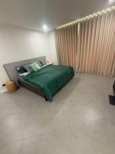 รูป บ้านส่วนตัว🏠มีสระว่ายน้ำในตัว อินเตอร์เน็ต ส่วนตัว  ขนาด 168 ตรม. 5ห้องนอน  5 ห้องน้ำ มีห้องเก็บของ ระบบมีรีโมท มีกล้องงวจรปิด ใกล้อ่างมาบประชัน  - รูปที่ 12/72