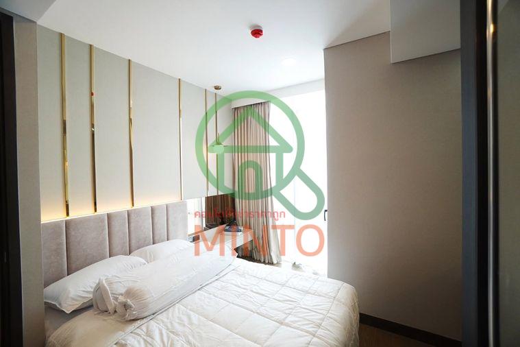 picture Siamese Exclusive Queens Condo For Rent / Line : @mintocondo - 12/16