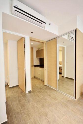 picture The Lofts Ekkamai | Garden-facing unit, spacious balcony, North-facing #AS-7764 - 8/9