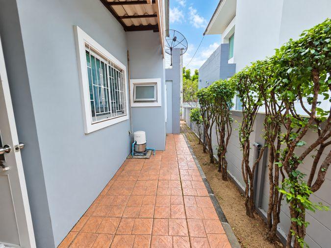 รูป ขายบ้านเดี่ยว 2 ชั้น รสิกา วิลล่า การ์เด้น 2 รัตนาธิเบศร์ 50 ตร.ว. ไม่มีบ้านตรงข้าม พร้อมต้นไม้รอบบ้าน - รูปที่ 8/29