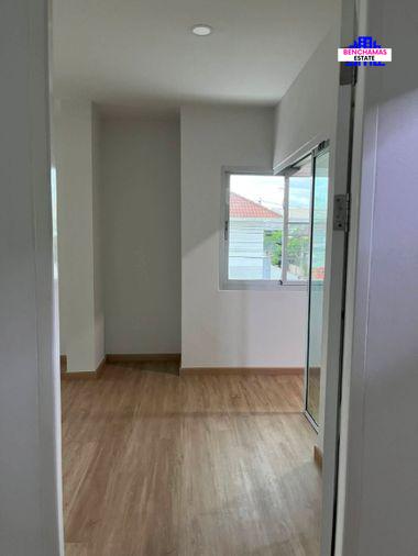 รูป 🔥 ขายบ้านหลังมุม✅ สรัญทร ไพรเวท พุทธบูชา 36 | Saranthorn Private Phutabucha 36 - รูปที่ 3/14