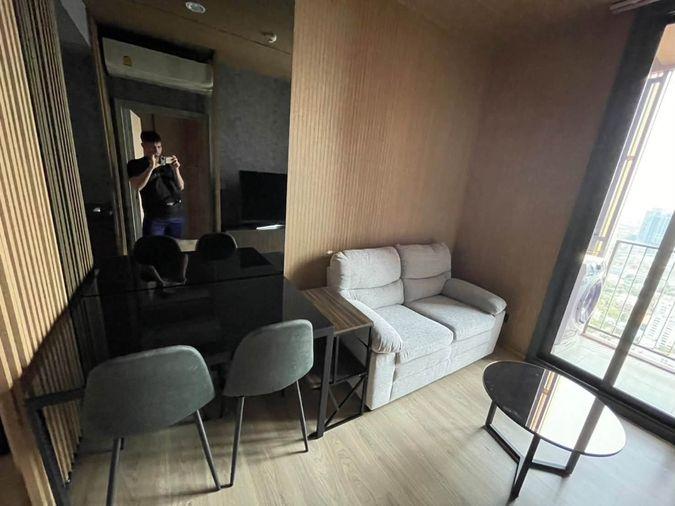 รูป [VR0827] 🔥 ขาย 5.5 ล้าน / เช่า 22,000/เดือน | OKA HAUS สุขุมวิท 36 ห้องมุม ขนาด 34.5 ตร.ม. ใกล้ BTS ทองหล่อ 🔥 - รูปที่ 2/11
