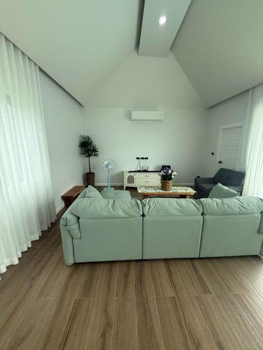 รูป บ้านส่วนตัว🏠มีสระว่ายน้ำในตัว อินเตอร์เน็ต ส่วนตัว  ขนาด 168 ตรม. 5ห้องนอน  5 ห้องน้ำ มีห้องเก็บของ ระบบมีรีโมท มีกล้องงวจรปิด ใกล้อ่างมาบประชัน  - รูปที่ 39/72