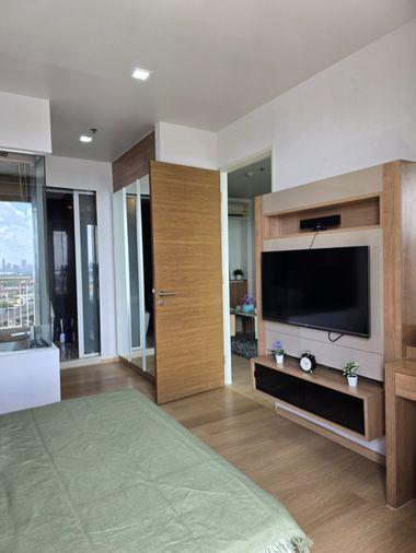 รูป  Rhythm Sukhumvit 50 ห้องกว้าง 45 ตรม. ชั้นสูง 1 ห้องนอน 1 ห้องน้ำ ราคาดีมาก สระว่ายน้ำลอยฟ้า ฟิตเนส ใกล้ BTS อ่อนนุช - รูปที่ 8/18