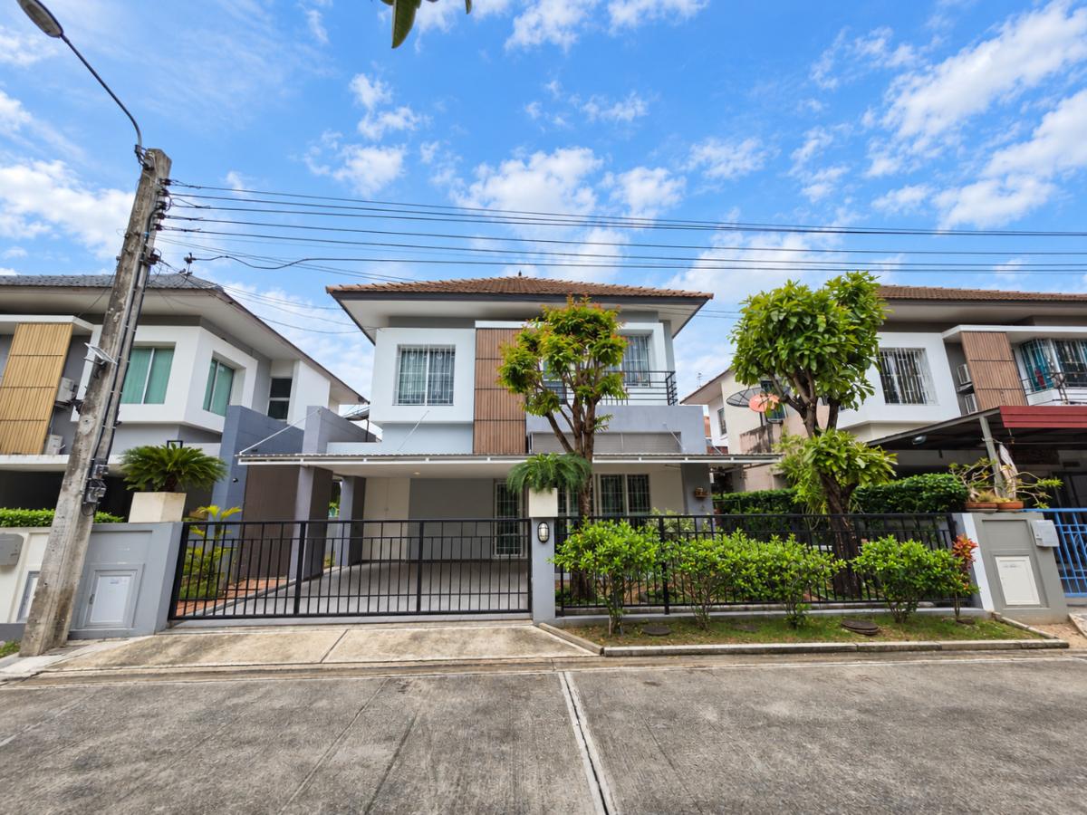 รูป ขายบ้านเดี่ยว 2 ชั้น รสิกา วิลล่า การ์เด้น 2 รัตนาธิเบศร์ 50 ตร.ว. ไม่มีบ้านตรงข้าม พร้อมต้นไม้รอบบ้าน - รูปที่ 2/29