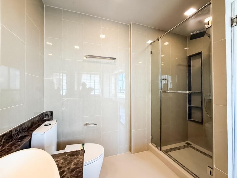 รูป 2 Bedroom Condo for Sale The Peak Towers Pratumnak Pattaya - รูปที่ 12/16