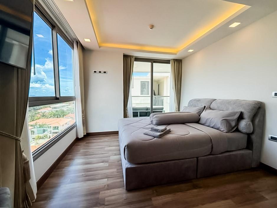 รูป 2 Bedroom Condo for Sale The Peak Towers Pratumnak Pattaya - รูปที่ 6/16
