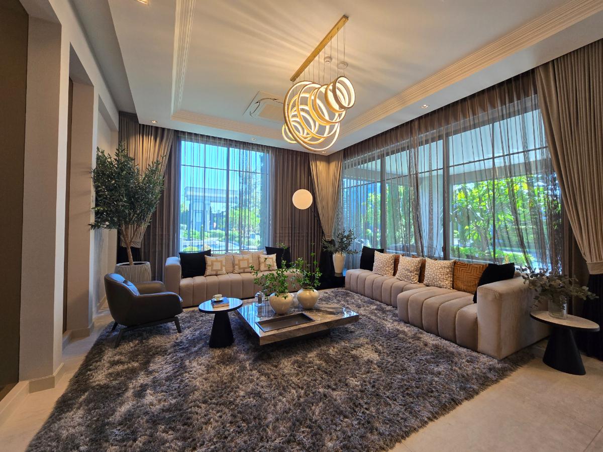 รูป [บ้านในฝันพร้อมอยู่] แกรนด์ บางกอก บูเลอวาร์ด บรมราชชนนี คฤหาสน์ Vittoriano 834 ตร.ม. ที่ดิน 192.5 ตร.วา ทิศใต้ 75.7 ล้านบาท - รูปที่ 7/26