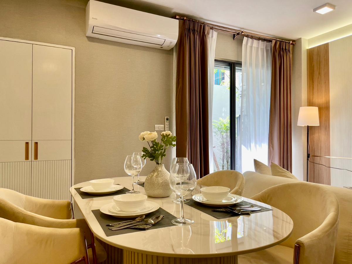 รูป ให้เช่า Quintara Phume Sukhumvit 39 | 2 ห้องนอน + Function Room | สวนส่วนตัว ห้องขนาดใหญ่พิเศษ 70 ตร.ม. - รูปที่ 10/17