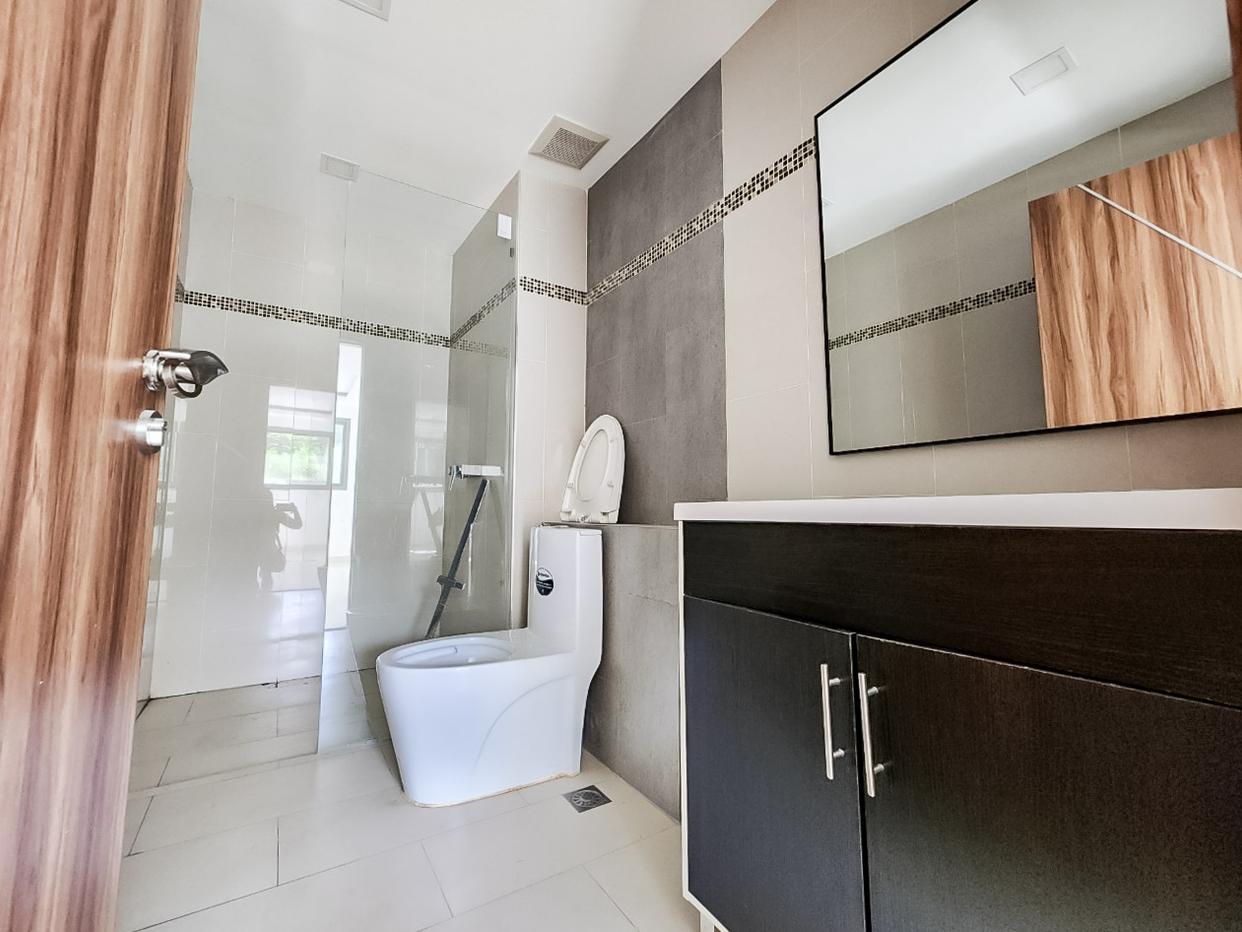 picture 1 Bedroom Condo for Sale Laguna Beach Resort 3 Maldives - 6/7