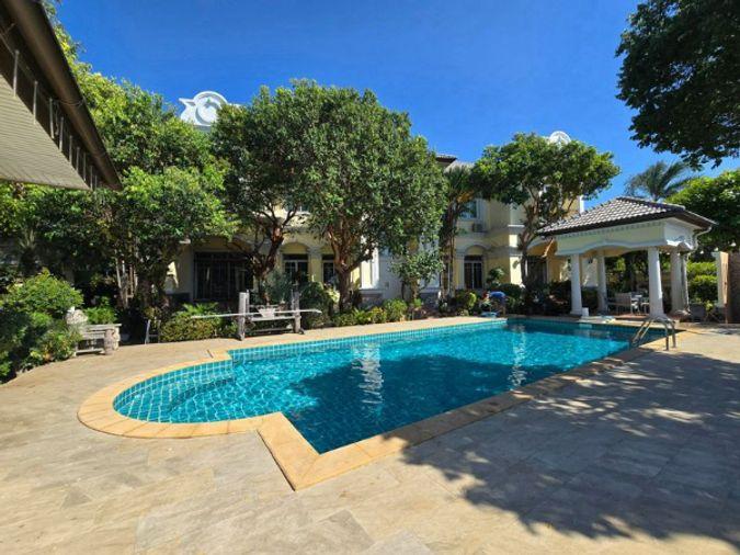 รูป บ้านหรูติดทะเล ทำเลบางแสน–อ่างศิลา สัมผัสชีวิตติดทะเลในแบบ Luxury - รูปที่ 5/20