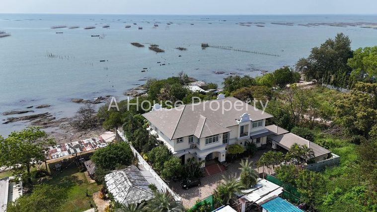 รูป บ้านหรูติดทะเล ทำเลบางแสน–อ่างศิลา สัมผัสชีวิตติดทะเลในแบบ Luxury - รูปที่ 2/20
