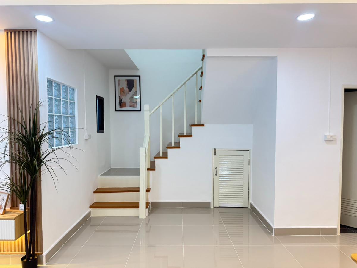 รูป 🏡✨ บ้านสวยสไตล์ มินิมอลพร้อมเข้าอยู่ | พฤกษา 12 คลองสี่ รังสิต ✨🏡 - รูปที่ 11/17