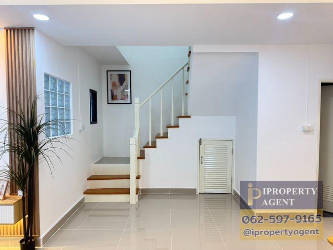 picture Beautiful Minimalist-Style Home, Ready to Move In | Pruksa 12, Khlong Si, Rangsit - 11/17