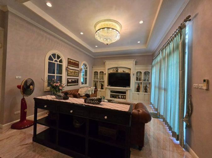 รูป บ้านหรูติดทะเล ทำเลบางแสน–อ่างศิลา สัมผัสชีวิตติดทะเลในแบบ Luxury - รูปที่ 10/20