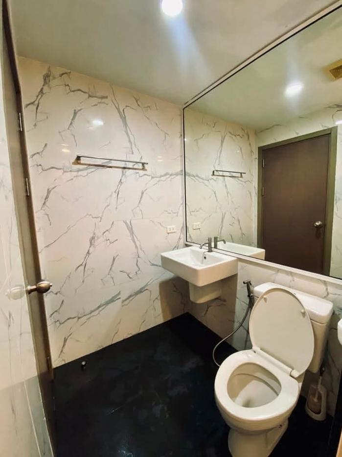 picture 🔥Available for immediate move-in 🔥 #GO1945  The Base Sukhumvit 77 ✅ Add Line to schedule a viewing 🌸 - 7/8