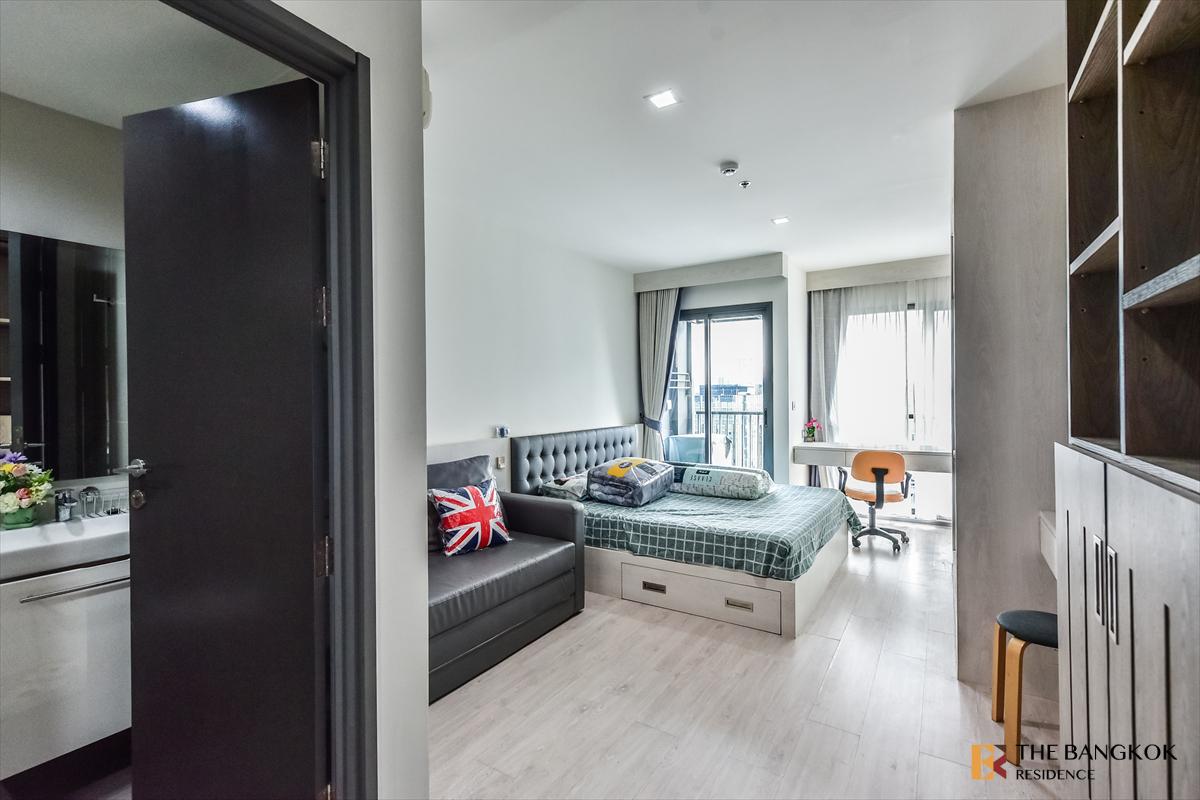รูป 🔥 Available Now🔥 Rhythm Rangnam Studio 28 sqm. 20K/Month Call Ms.Angel(Aumi)0658209572 - รูปที่ 2/11