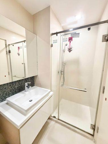picture 🔥Available for immediate move-in 🔥 #GO1966 Condolette Ize Ratchathewi✅ Add Line to schedule a viewing 🌸 - 10/12