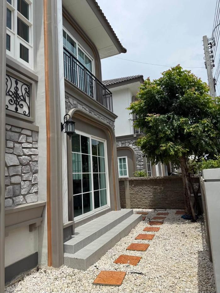 รูป ขาย บ้านเดี่ยวใหม่ 2 ชั้น Grandio บางนา กม.5 เฟอร์นิเจอร์แต่งครบ พร้อมเข้าอยู่ (H6957) - รูปที่ 20/25