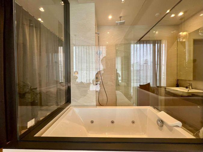 picture 🔥Available for immediate move-in 🔥 #GO1984 Ashton Silom✅ Add Line to schedule a viewing 🌸 - 9/9